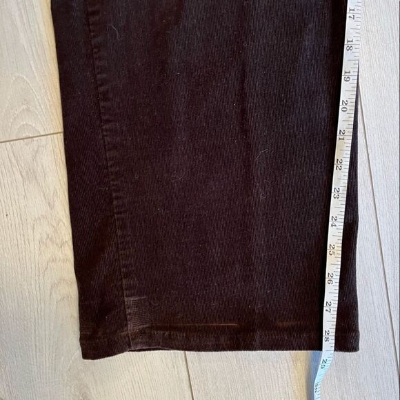 Vintage 90s mid rise wide leg brown corduroy pants - Picture 8 of 8